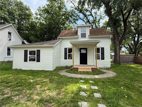 507 S Bismark St, Concordia, MO, 64020-9678 | Card Image
