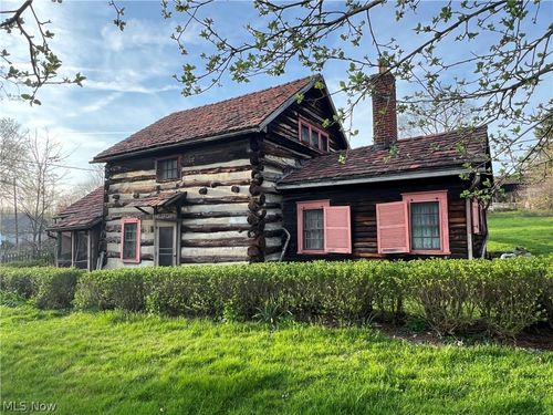 193 W 4th St, Zoar, OH, 44697-9503 | Card Image