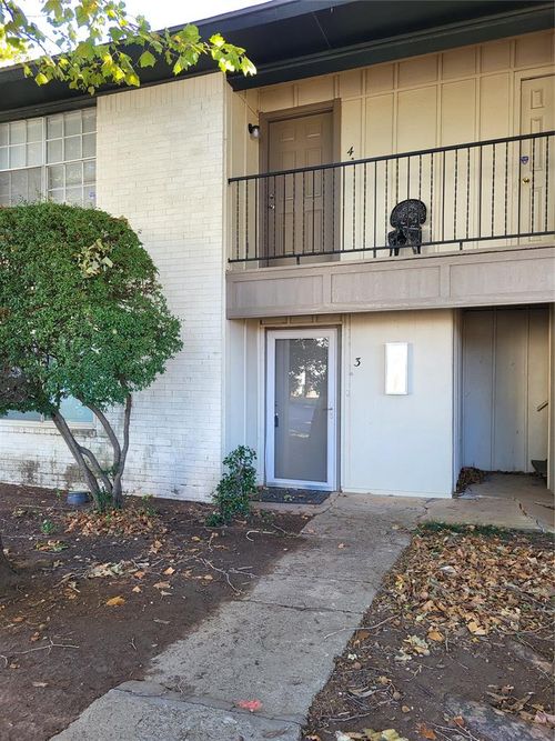 apt-3-1827 E Lindsey St, Norman, OK, 73071-1850 | Card Image