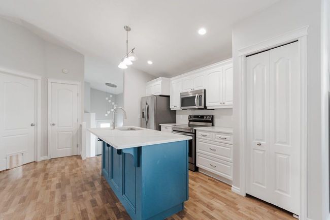 100 Swanson Crescent, House other with 4 bedrooms, 3 bathrooms and 5 parking in Fort Mcmurray AB | Image 7