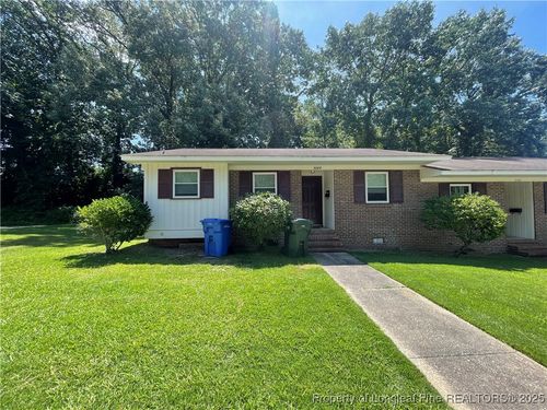 3324 Gables Dr, Fayetteville, NC, 28301-7647 | Card Image