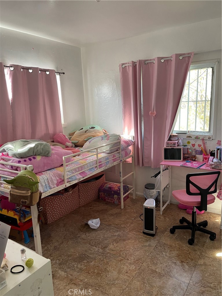 Residential Income in Los Angeles 3