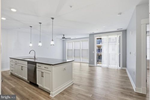 304-23651 Havelock Walk Ter, ASHBURN, VA, 20148-1943 | Card Image