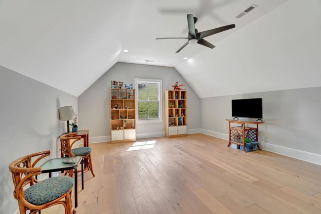 263 Club Springs Rd, House other with 3 bedrooms, 4 bathrooms and 8 parking in Elmwood TN | Image 41
