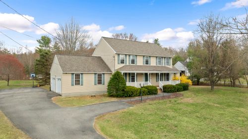 7 Blueberry Ln, Brookline, NH, 03033-2027 | Card Image