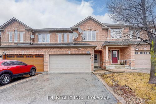 47 Millcliff Cir, Aurora, ON, L4G7N7 | Card Image