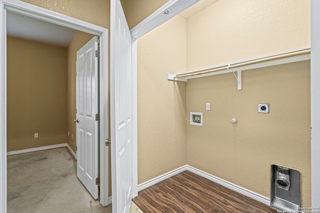 1B - 118 Navarro Crossing Rd, Condo with 3 bedrooms, 2 bathrooms and null parking in Seguin TX | Image 23