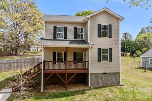 3130 Celia Ave, Charlotte, NC, 28216-4472 | Card Image