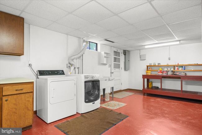 1122 N 14 Th St, House other with 3 bedrooms, 2 bathrooms and null parking in Allentown PA | Image 27