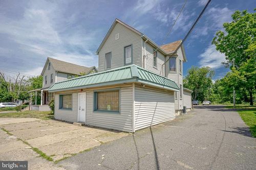 221 White Horse Pike, Clementon, NJ, 08021-4303 | Card Image