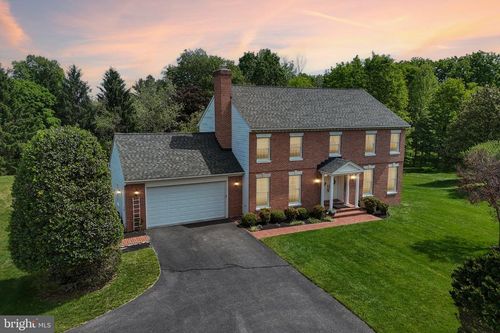 3821 Graceland Ct, ELLICOTT CITY, MD, 21042-3764 | Card Image