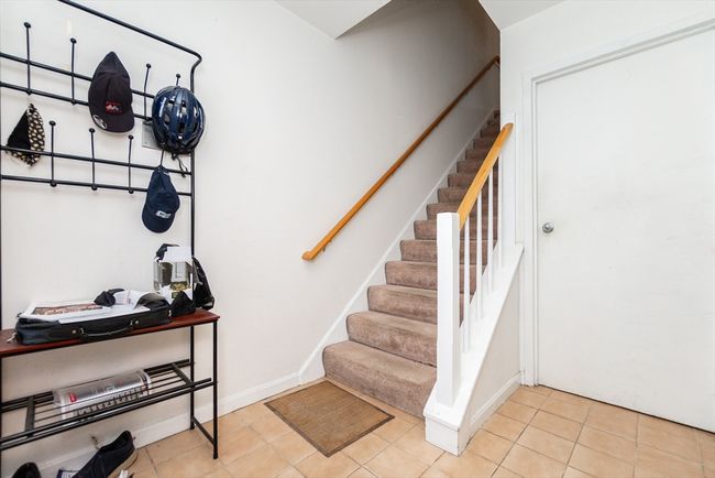 31 - 31 Henry St, House attached with 2 bedrooms, 3 bathrooms and 1 parking in Cambridge MA | Image 20