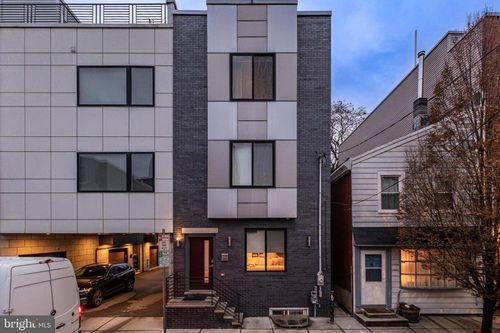 1121 Earl St, PHILADELPHIA, PA, 19125-4209 | Card Image