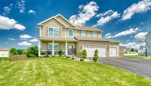 28 Blaydon Loop, West Henrietta, NY, 14586-9804 | Card Image