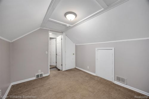 1784 College Ave, Lincoln Park, MI, 48146-1311 | Card Image