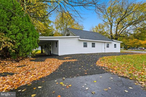 667 S Broadway, PENNSVILLE, NJ, 08070-2651 | Card Image