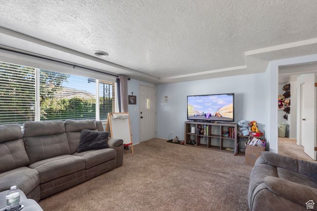 871 5575, Condo with 4 bedrooms, 2 bathrooms and 4 parking in South Ogden UT | Image 5
