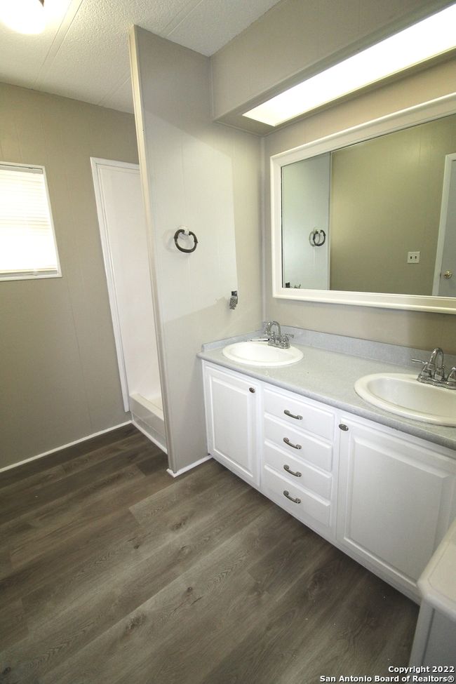 11330 Fm 1283, House other with 3 bedrooms, 2 bathrooms and null parking in Lakehills TX | Image 10