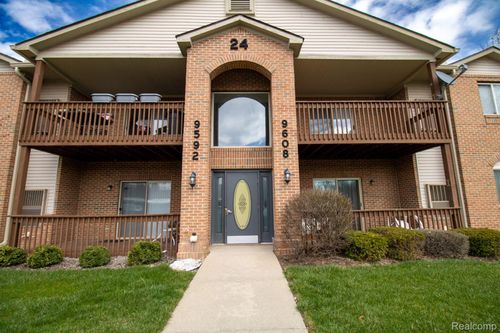 unit-8-9602 Sawgrass Court, Van Buren Charter Township, MI, 48111 | Card Image