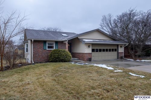 8141 Bancroft Ave, Lincoln, NE, 68506-4751 | Card Image