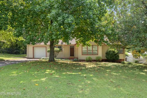 5412 Stoneoak Ln, Knoxville, TN, 37920-5026 | Card Image