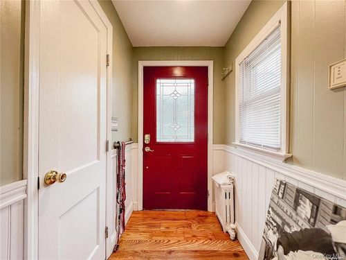 600 1st Ave, New Hyde Park, NY, 11040-4815 | Card Image