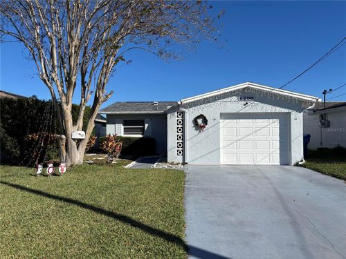 5106 Blue Heron Dr, New Port Richey, FL, 34652-4402 | Card Image