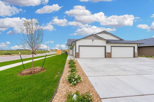 2023 N Reece St, Goddard, KS, 67052 | Card Image