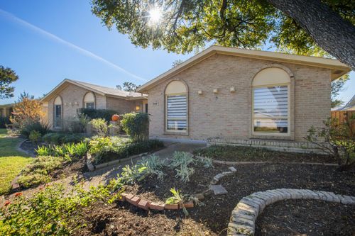 7736 El Santo Ln, Dallas, TX, 75248-4316 | Card Image