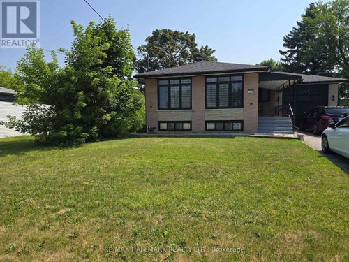 211 Norfolk Avenue, Richmond Hill (Harding), ON, L4S0B2 | Card Image