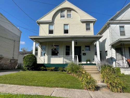 1011 Hickory St, Scranton, PA, 18505-2155 | Card Image