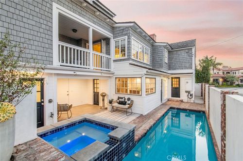 46 Giralda Walk, Long Beach, CA, 90803-4124 | Card Image