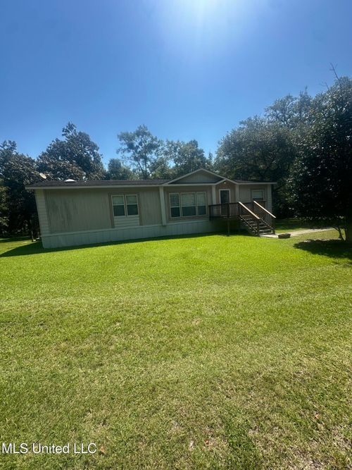 11012 Lower Bay Rd, Bay Saint Louis, MS, 39520-9619 | Card Image