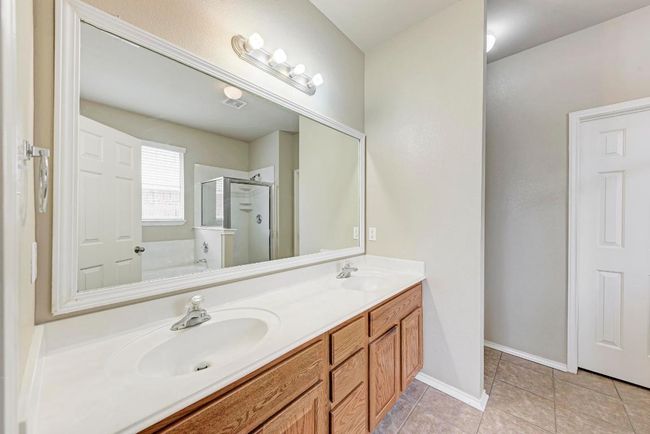 11512 Shadow Creek Dr, House other with 4 bedrooms, 2 bathrooms and 4 parking in Manor TX | Image 22