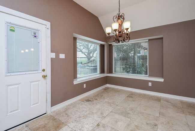 2615 Pinebend Dr, House other with 4 bedrooms, 3 bathrooms and 2 parking in Pearland TX | Image 15