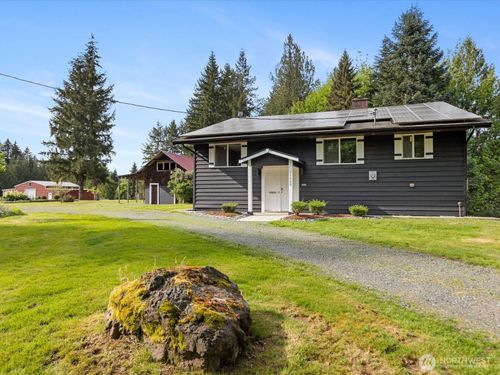 12020 W Engebretsen Rd, Granite Falls, WA, 98252-9689 | Card Image