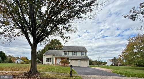 7 Robert Dr, PRINCETON JUNCTION, NJ, 08550-3021 | Card Image