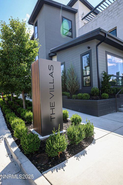 16 Persano St, Reno, NV, 89511-8565 | Card Image