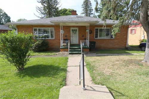 3010 Glendwell Road, Steubenville, OH, 43952 | Card Image