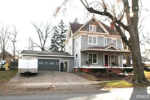 1353 E Clinton St, Frankfort, IN, 46041-2111 | Card Image