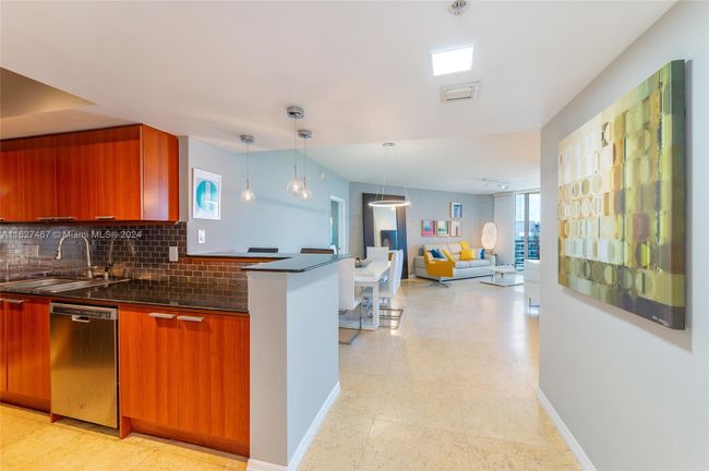 2906 - 16699 Collins Ave, Condo with 3 bedrooms, 2 bathrooms and null parking in Sunny Isles Beach FL | Image 21