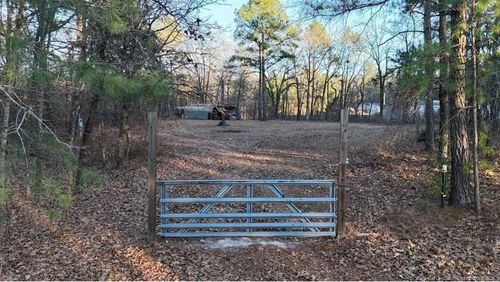 3938 Gainey Rd, Raeford, NC, 28376-5880 | Card Image