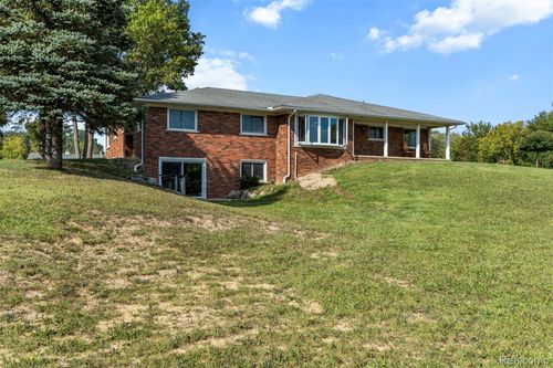 2666 Oakwood Rd, Oxford, MI, 48370-1212 | Card Image