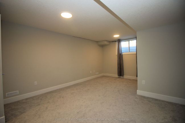 71 - 601 Lions Park Dr, House attached with 3 bedrooms, 4 bathrooms and 1 parking in Mount Brydges ON | Image 31