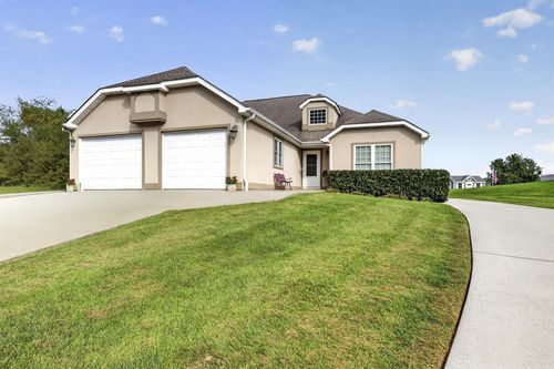 18514 Keeneland Lane, Abingdon, VA, 24211 | Card Image