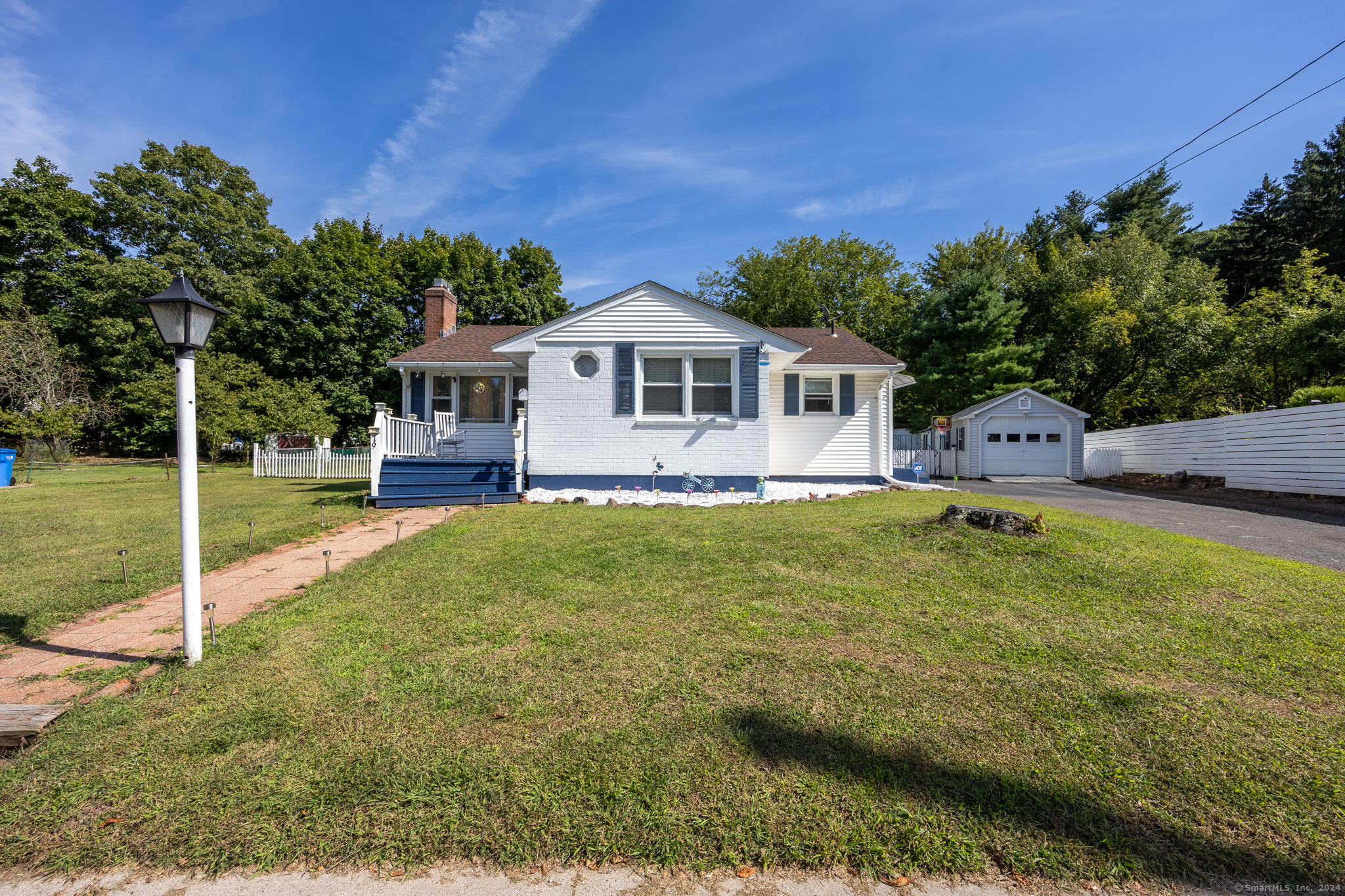 Amherst St, Hartford, CT 06114
