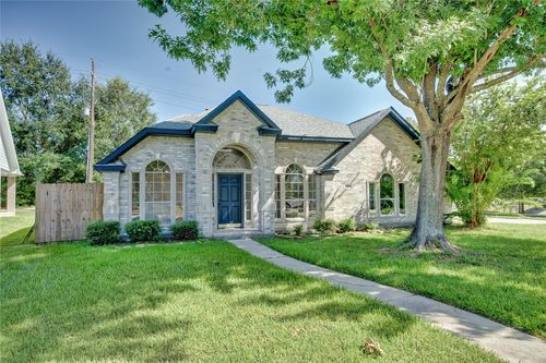 18902 Tranquility Dr, Humble, TX, 77346-8137 | Card Image