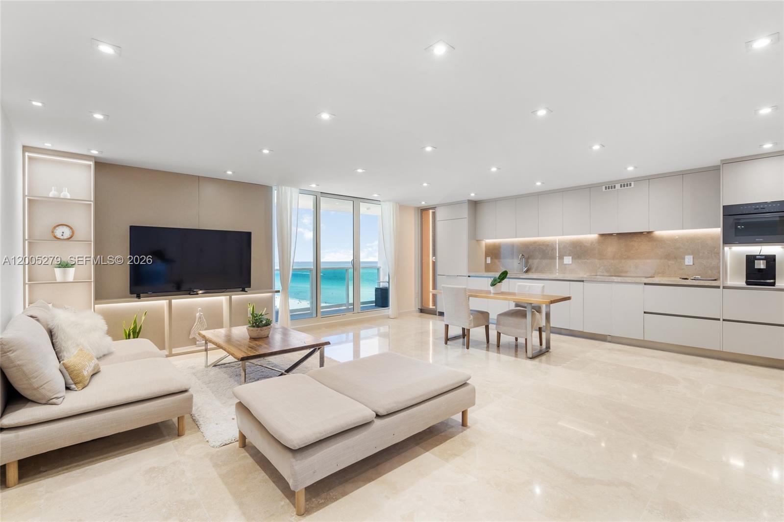 Residential Lease in Miami Beach 4