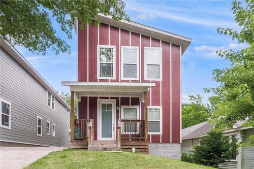 306 S College Ave, Fayetteville, AR, 72701-6111 | Card Image