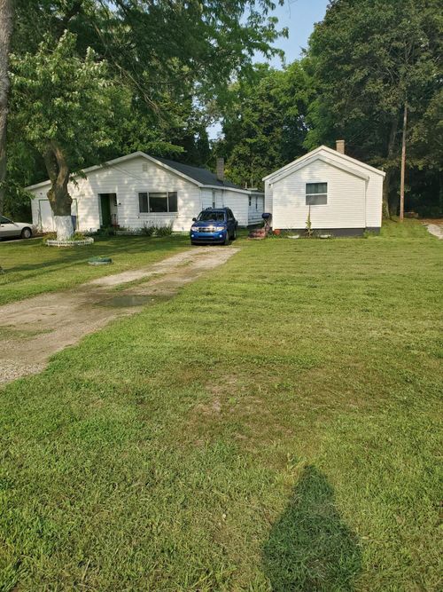 431 N Crystal Ave, Benton Harbor, MI, 49022-1923 | Card Image